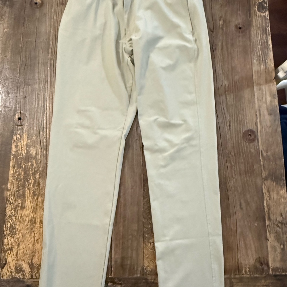 Under Armour Men's Light Khaki Golf Pants